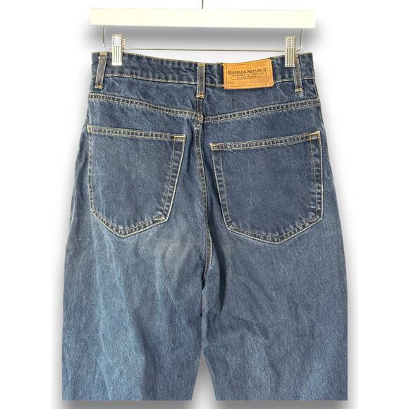 Vintage Banana Republic Safari and Travel Clothing Co High Rise Mom Jeans - Picture 5 of 9